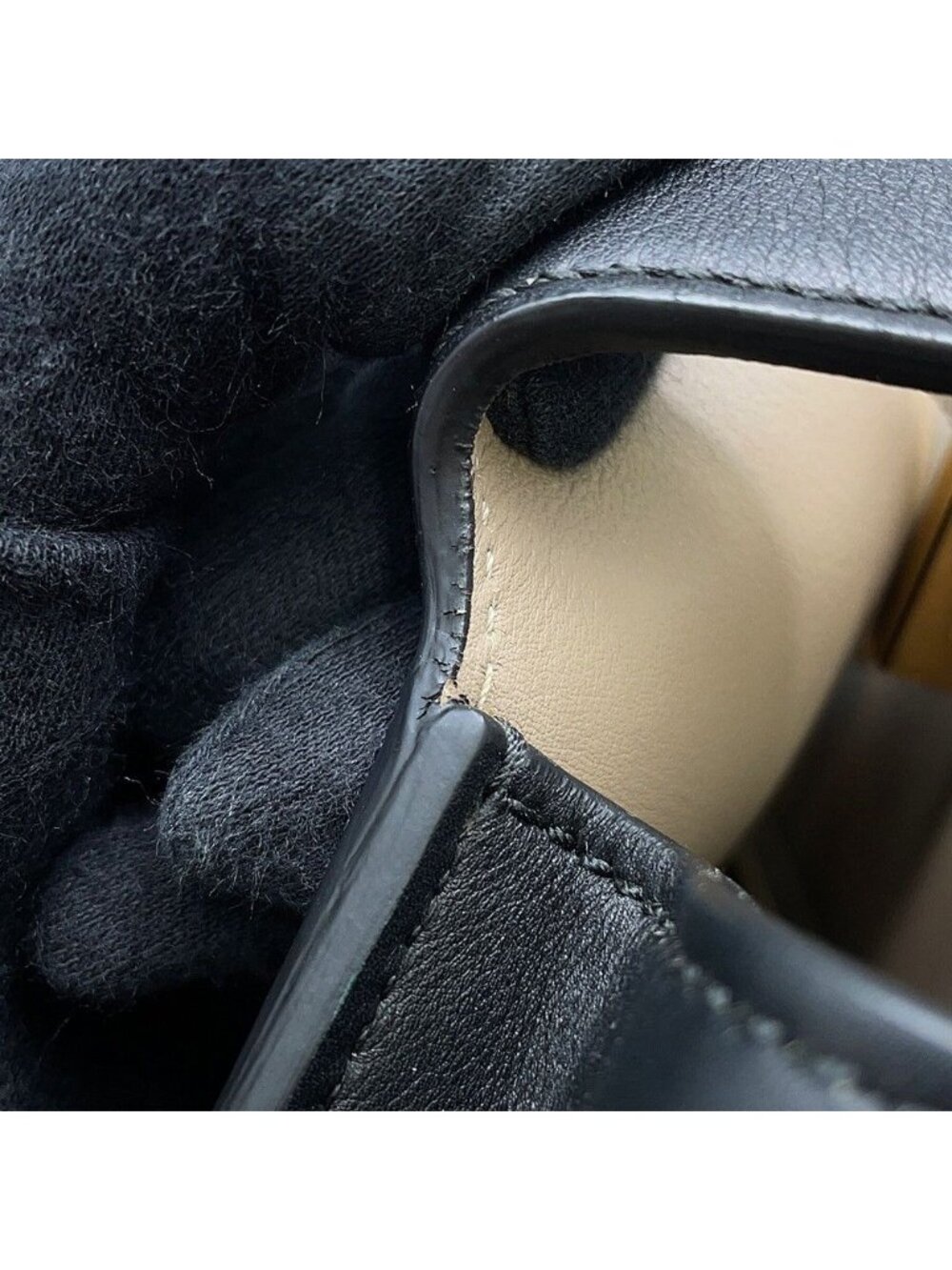 Fendi Peekaboo Essential Leather 2-Way Shoulder Bag Black - Picture 10 of 10